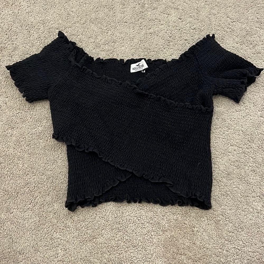 Hollister cropped top